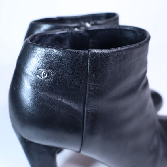 CHANEL Classic Leather Ankle Booties Black Suede Blocked Heel Women's 36.5C/US 6 - Picture 3 of 10
